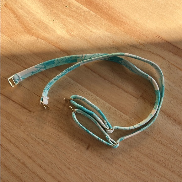 Floral Ruffle One-Piece Swimsuit - Picture 10 of 10